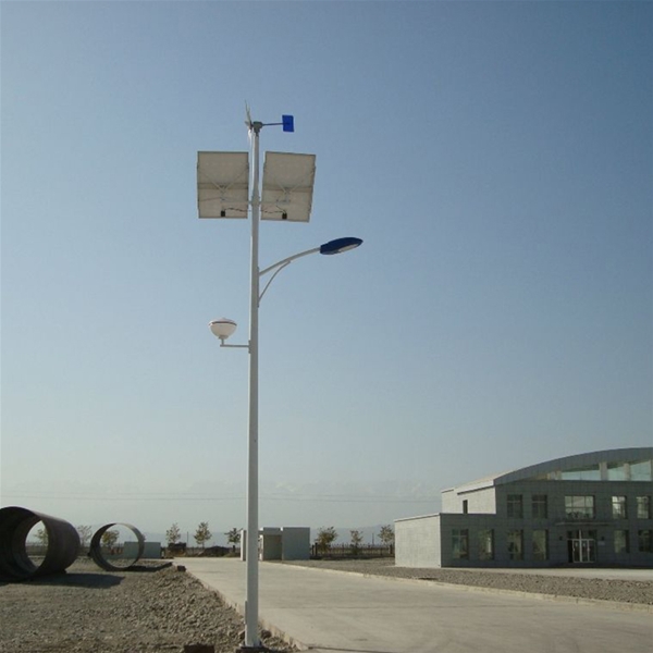 100瓦太陽(yáng)能路燈-LB-07