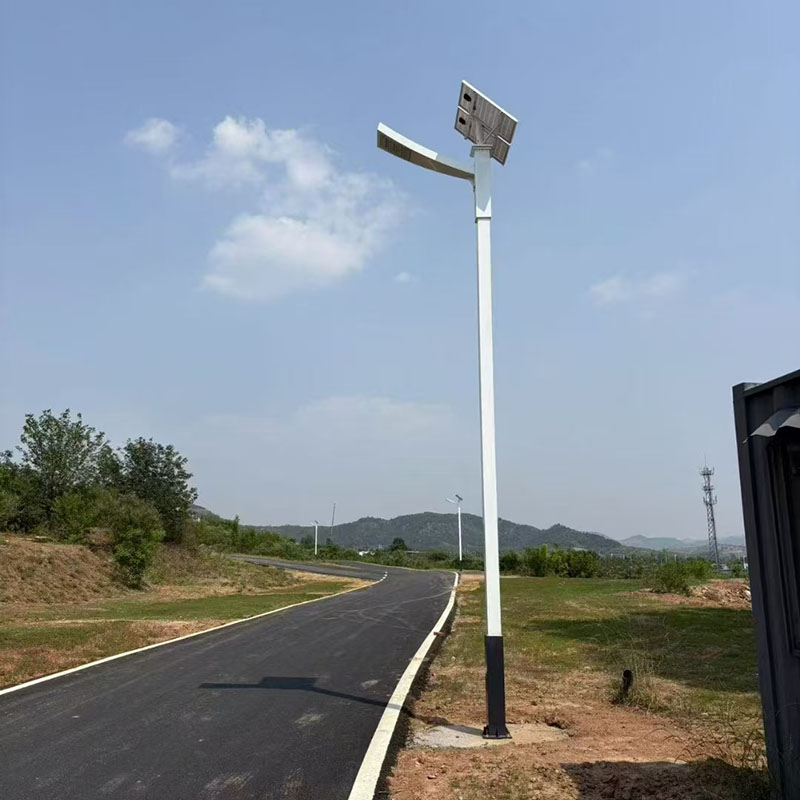 公園太陽(yáng)能路燈生產(chǎn)廠家