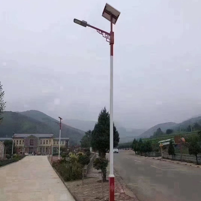 車站太陽能路燈生產(chǎn)廠家