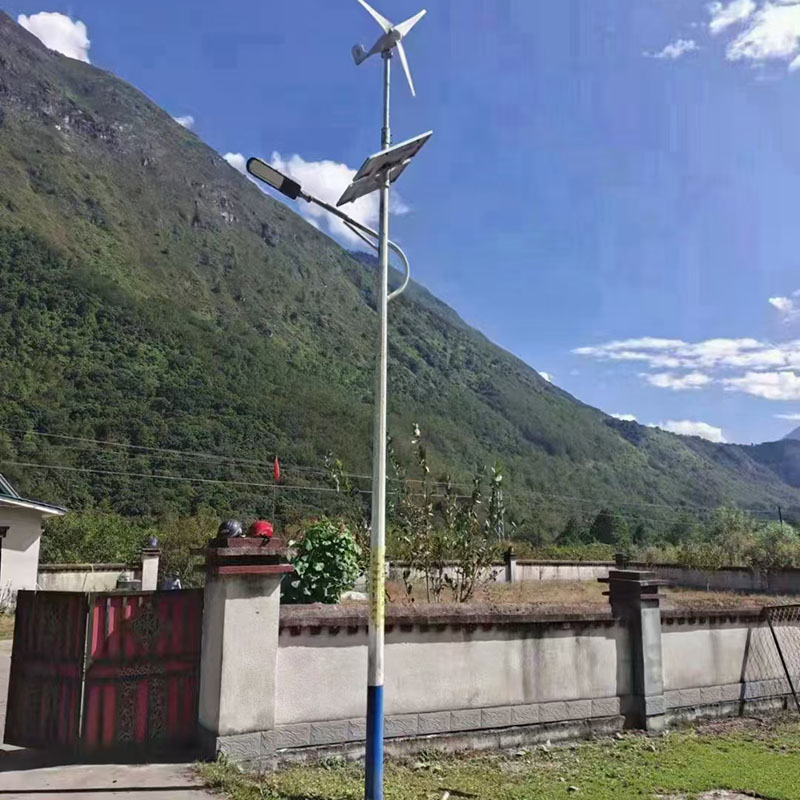 壁掛太陽能路燈生產(chǎn)廠家